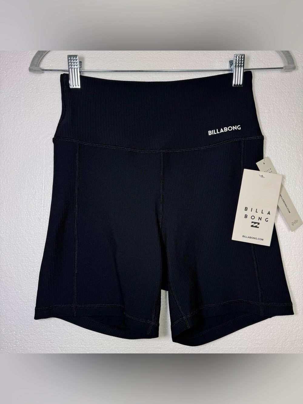 Billabong Black Ribbed High Rise Biker Shorts Size M NWT